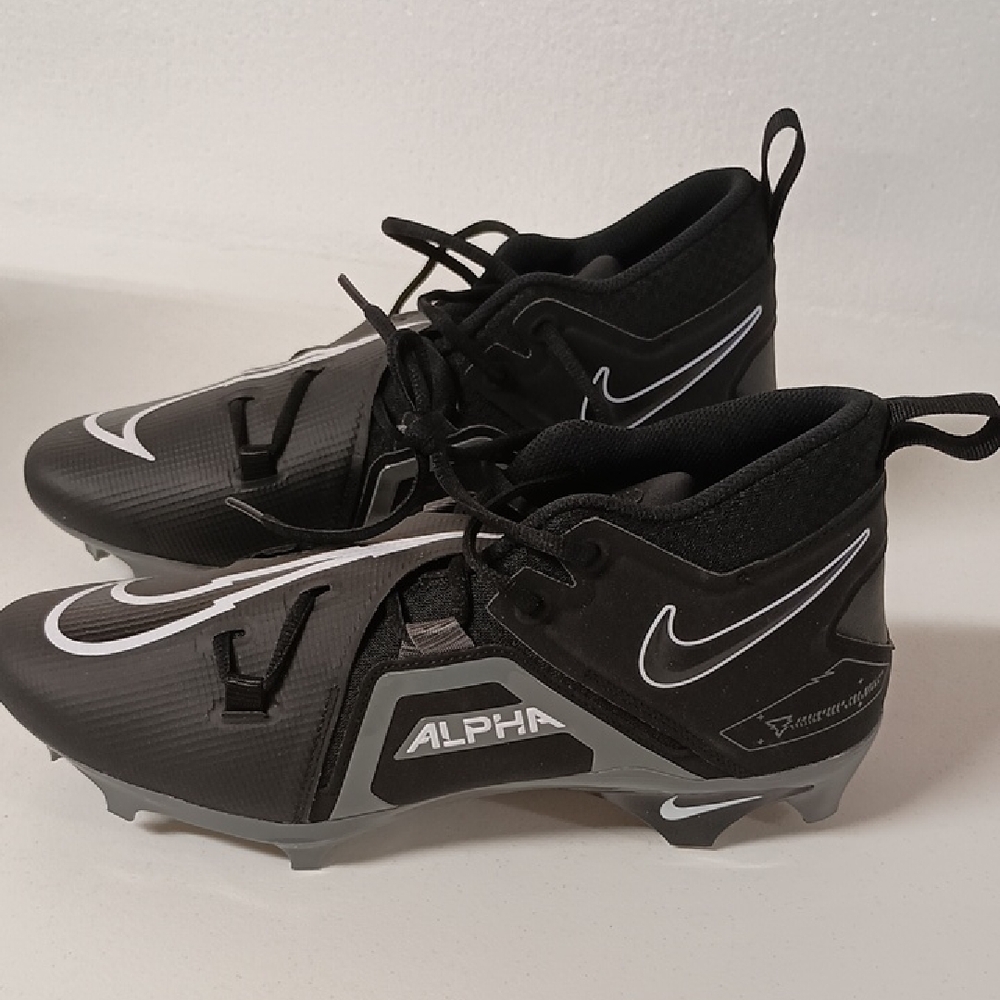 Mens Size 10 Nike Black/White Alpha Baseball Cleats Football Soccer